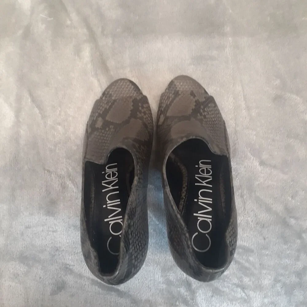 Calvin Klein Shoes Leather Sz 8.5 Black Pull On Stiletto Snake Booties Nastassia